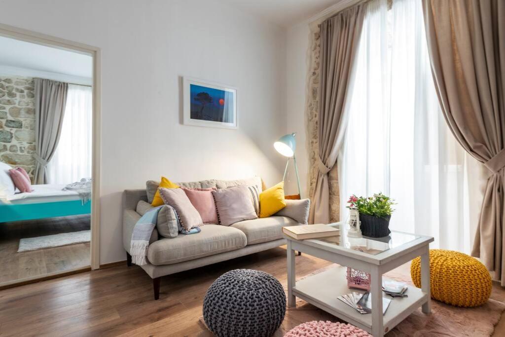 Flora-Heartbeat Old City Three Bedrooms Apartment ดูบรอฟนิก ภายนอก รูปภาพ