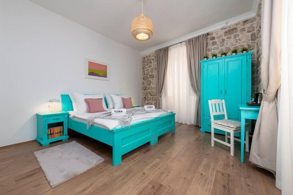 Flora-Heartbeat Old City Three Bedrooms Apartment ดูบรอฟนิก ภายนอก รูปภาพ